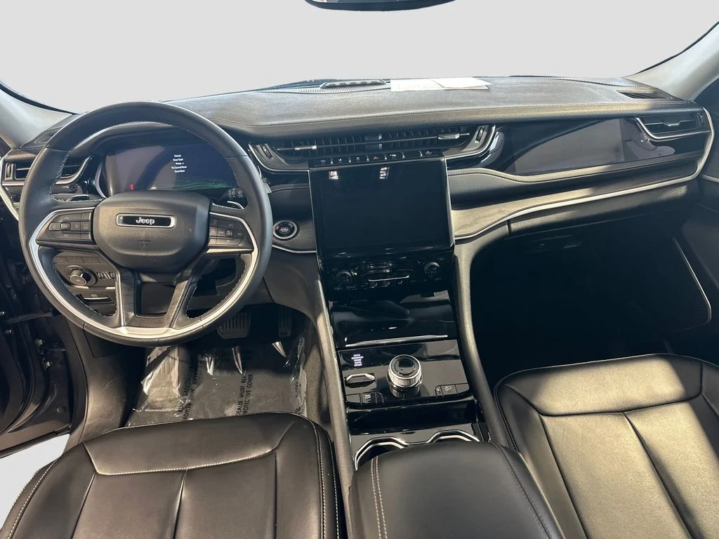 Used 2023 Gray Jeep 4xe image 10