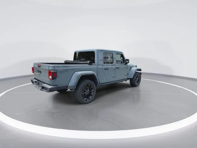 Used 2024 Gray Jeep Nighthawk image 8