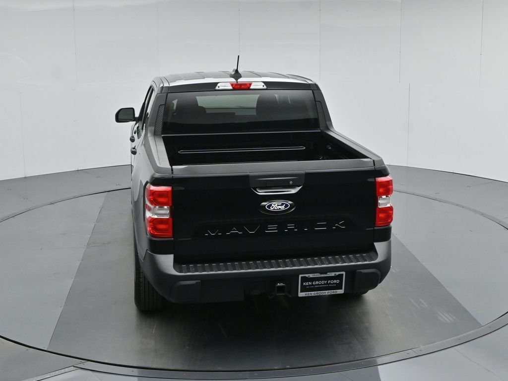 New 2026 Shadow Black Ford XLT image 39