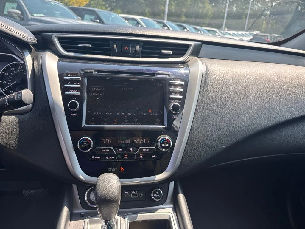 Used 2020 Gray Nissan S image 11