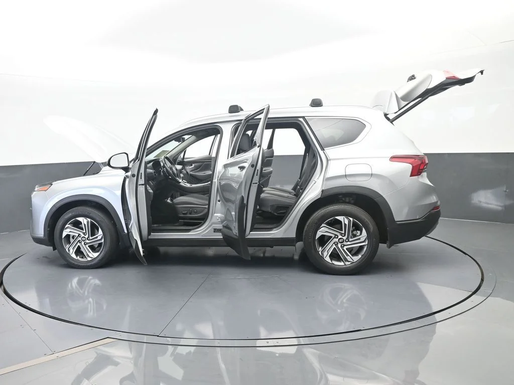 Used 2023 Shimmering Silver Pearl Hyundai SEL image 71