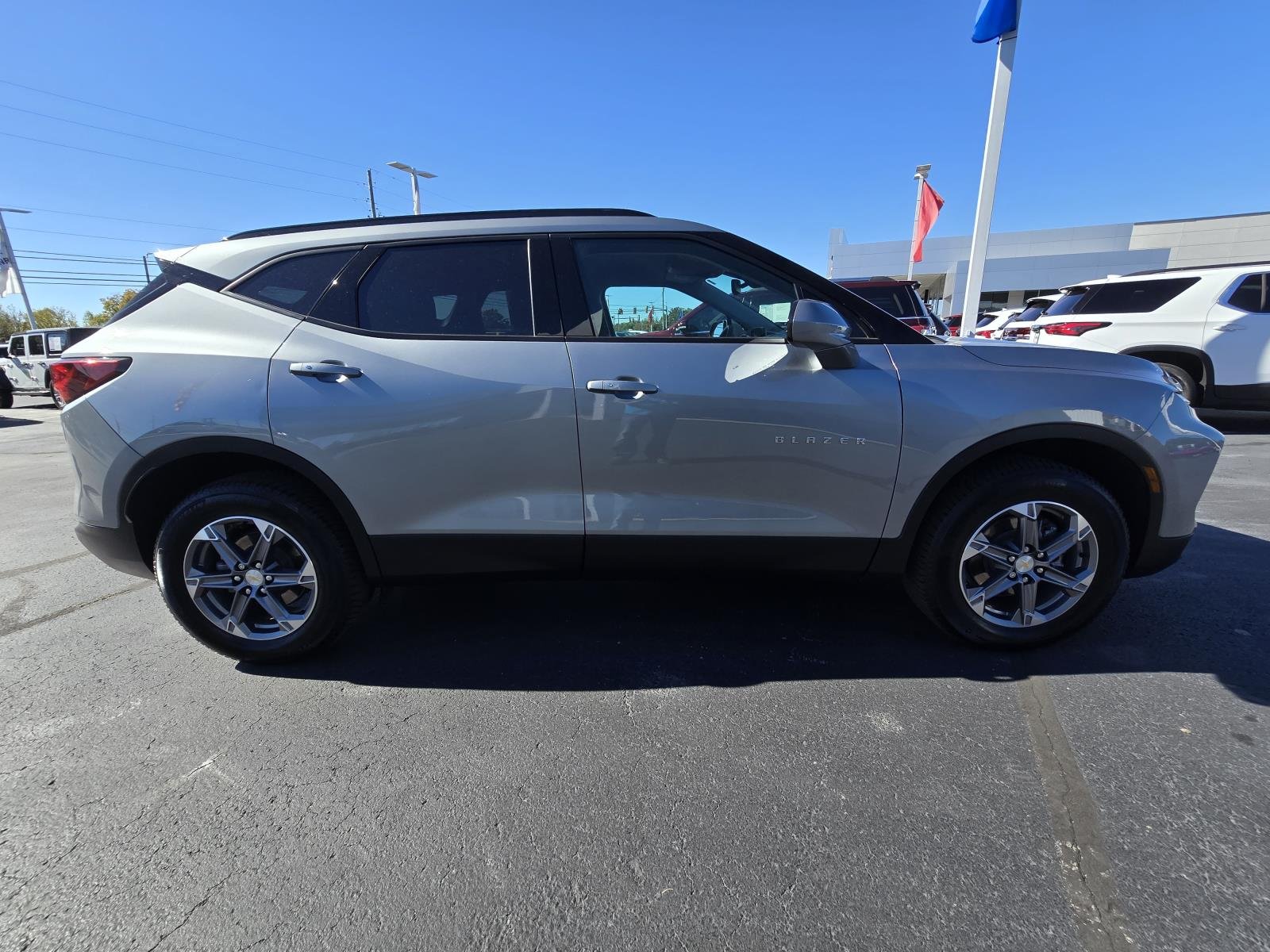 2023 Chevrolet Blazer 2LT - Photo 8