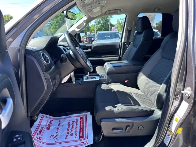 Certified Used 2017 Gray Toyota SR5 image 10
