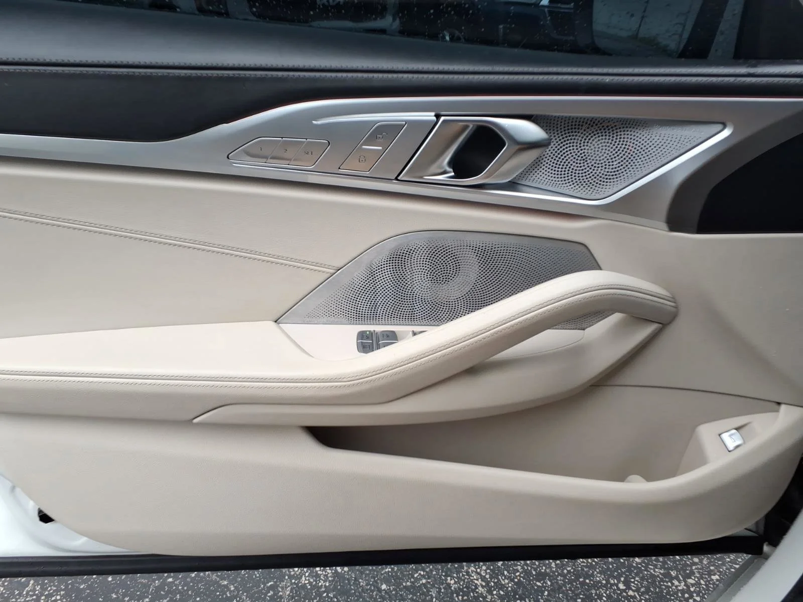 Used 2020 Mineral White Metallic BMW M850i image 25