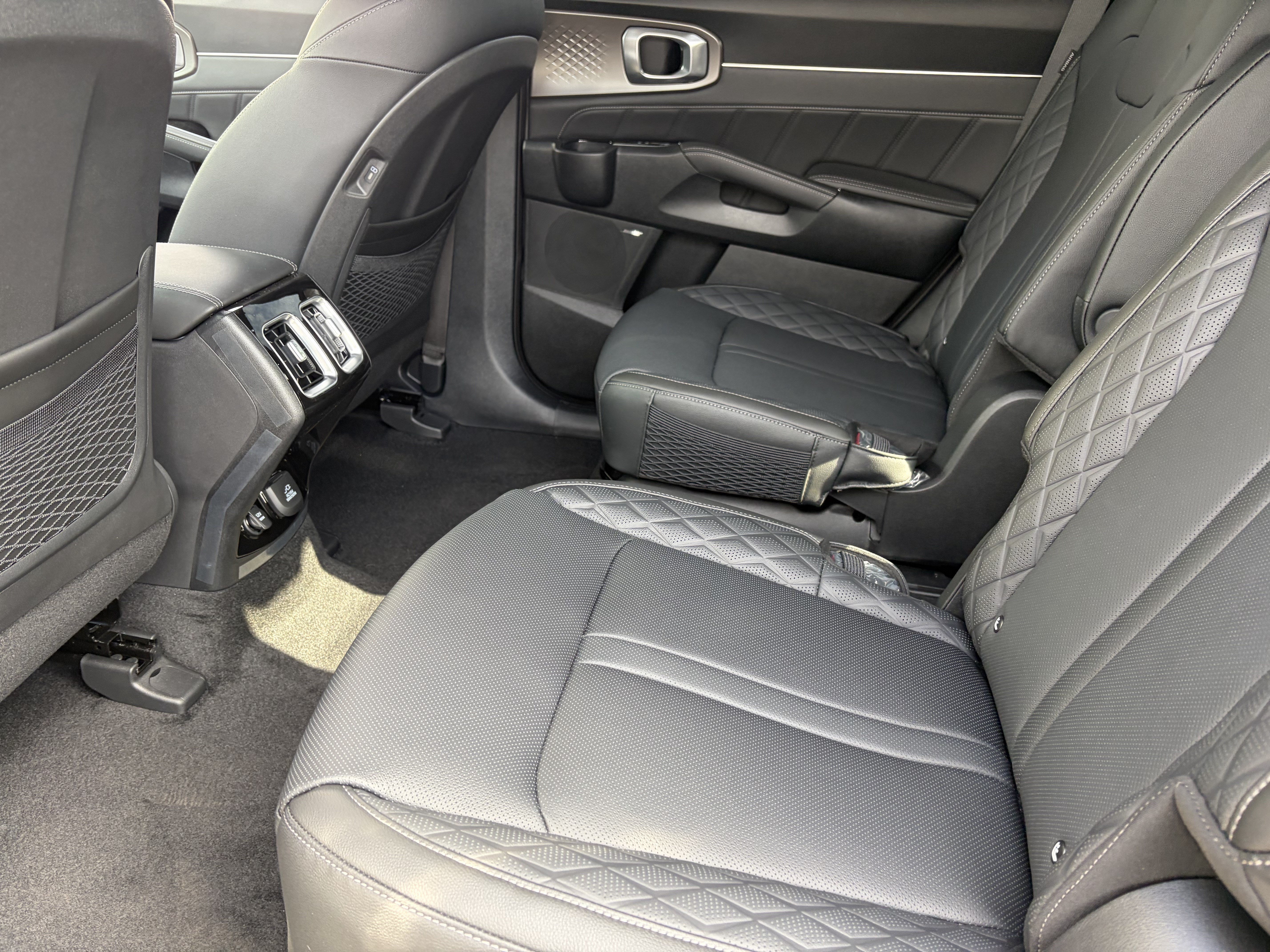 2026 Kia Sorento SX Prestige Hybrid - Photo 15