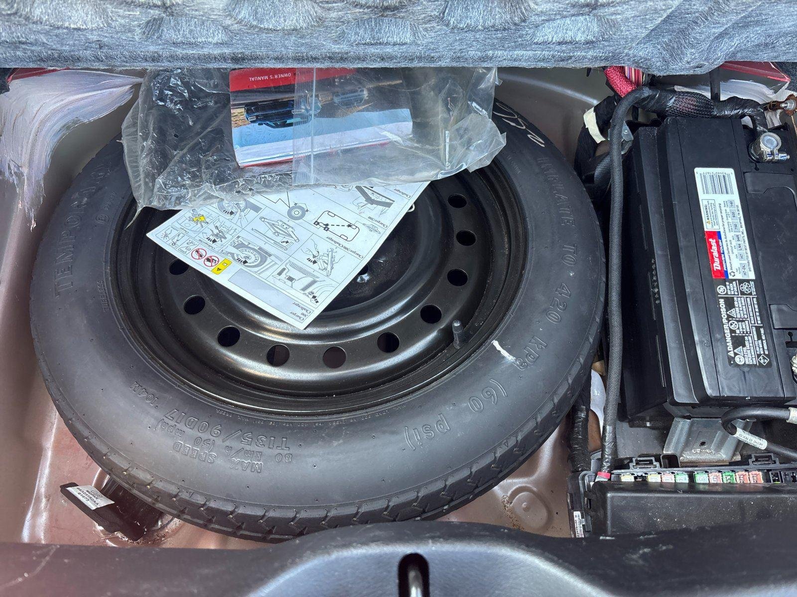 Used 2020 Torred Clearcoat Dodge SXT image 36