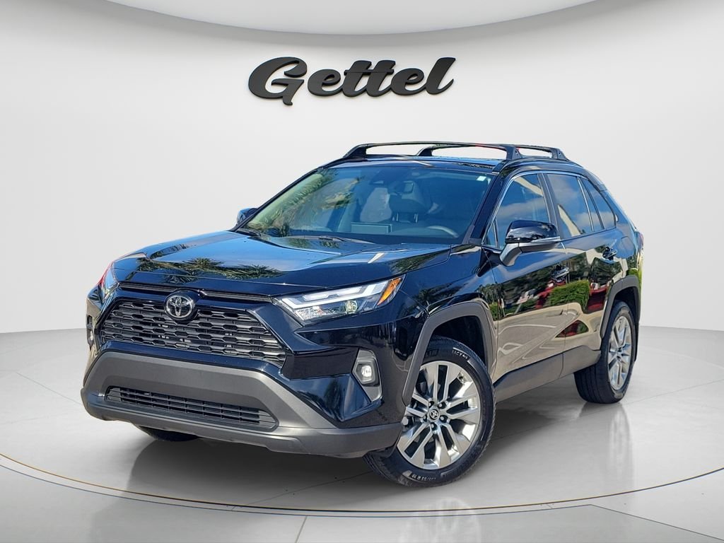Certified Used 2025 Black Toyota XLE Premium image 1