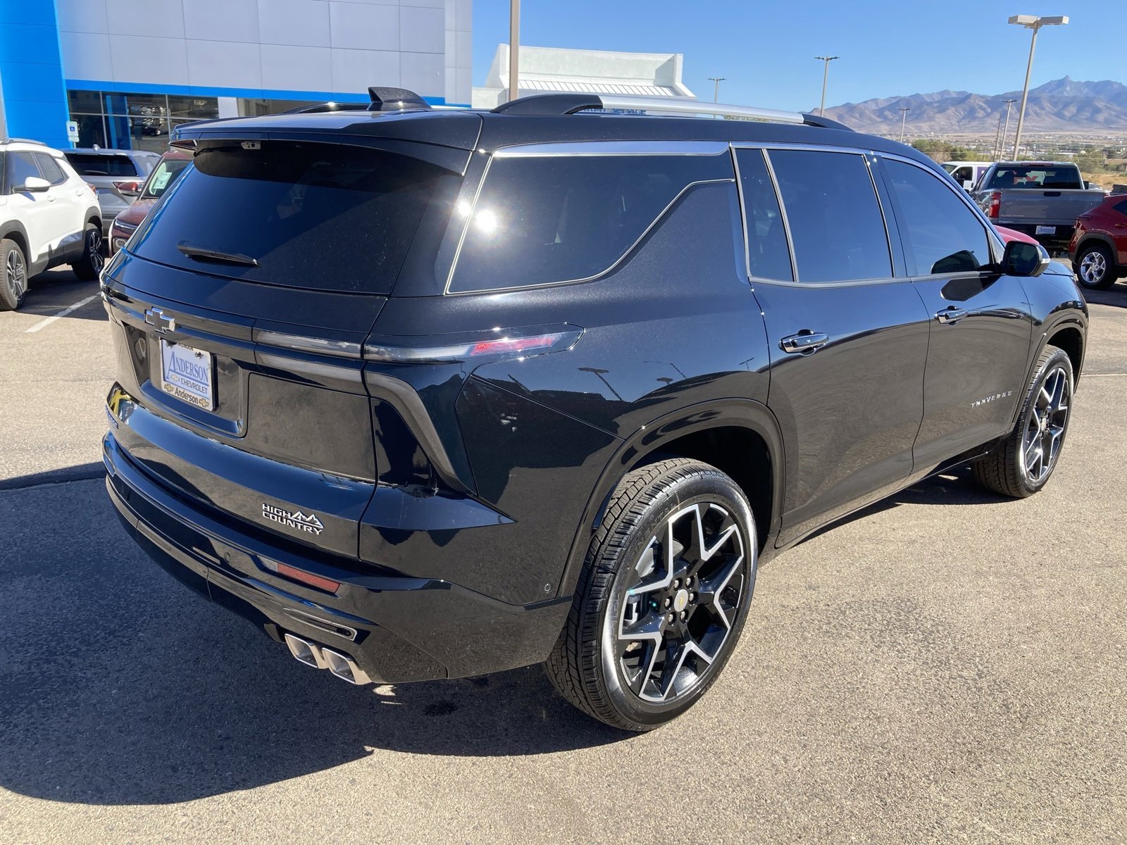 2026 Chevrolet Traverse High Country photo 3