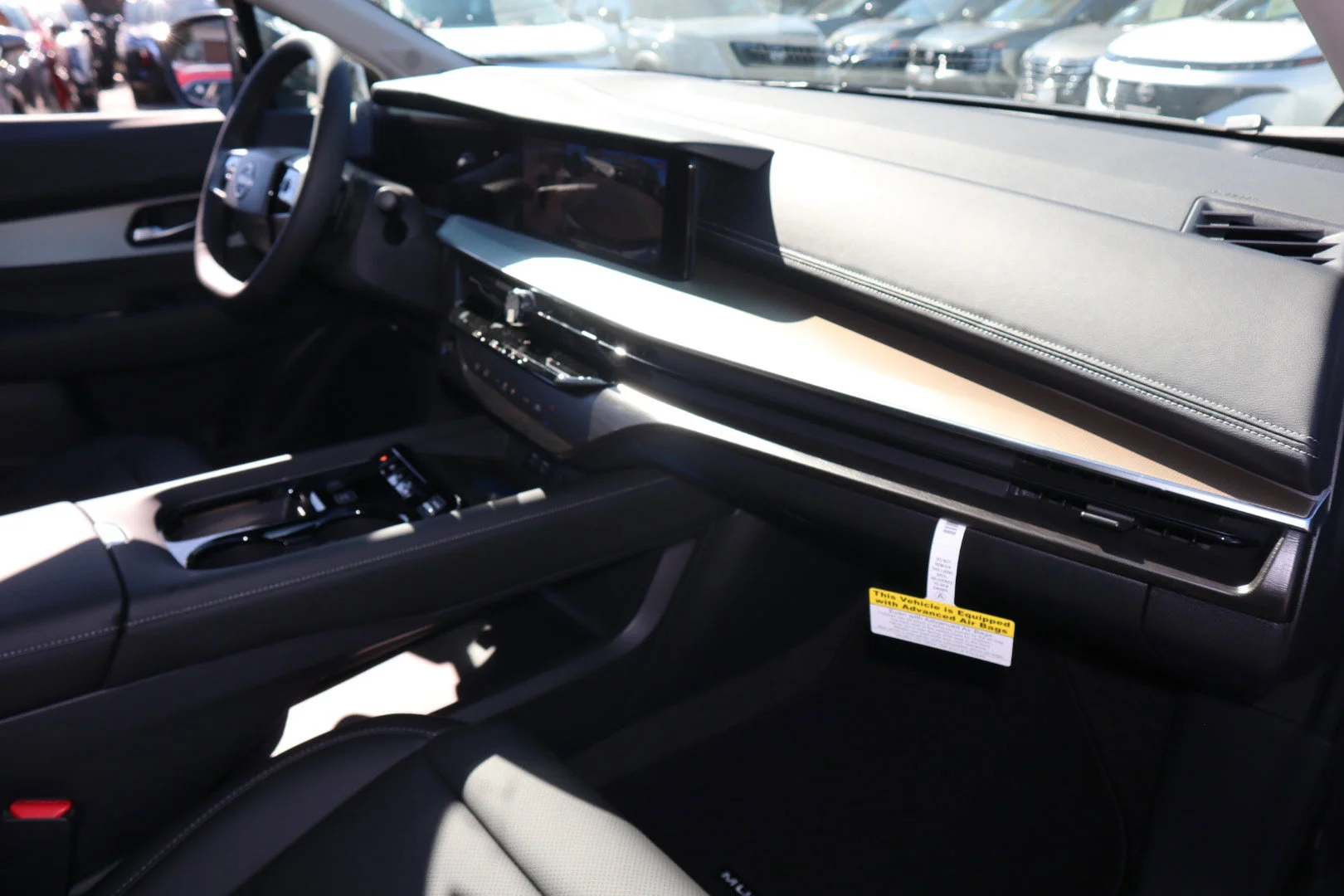 New 2026 Everest White Pearl TriCoat Nissan SL image 13