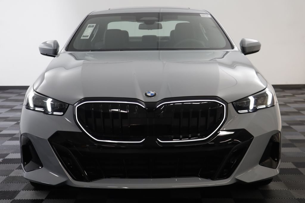New 2026 Brooklyn Grey Metallic BMW 530i xDrive image 23
