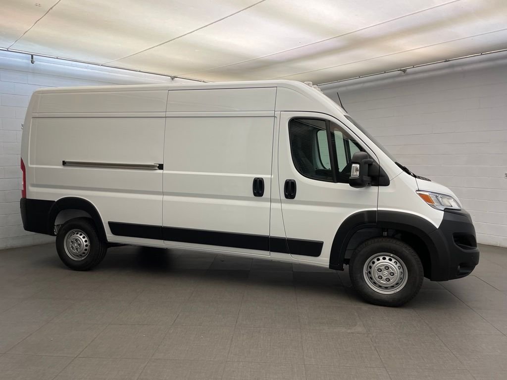 New 2026 Bright White Clear-Coat Exterior Paint RAM High Roof image 2