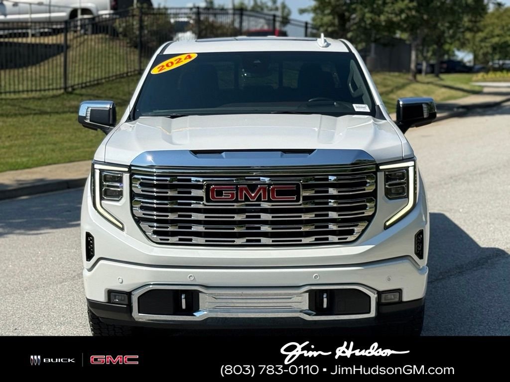 Used 2024 White GMC Denali image 11
