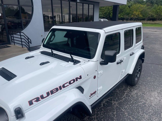 New 2026 Bright White Clear-Coat Exterior Paint Jeep Rubicon image 9