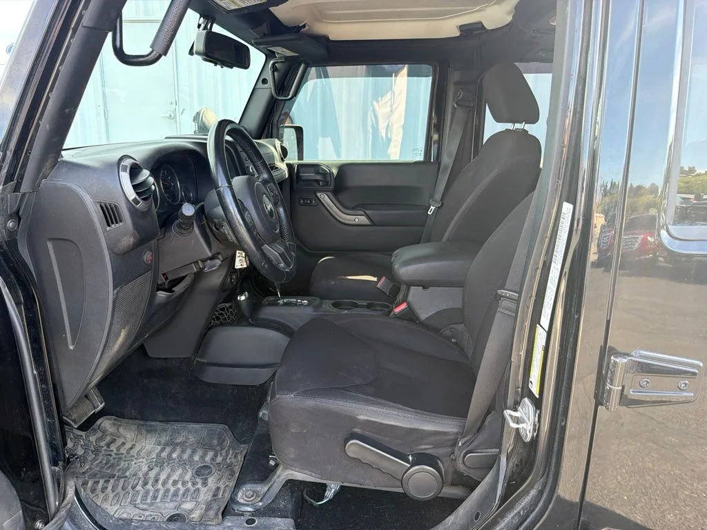 Used 2014 Black Clearcoat Jeep Unlimited Sport image 13