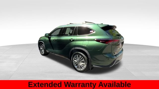 Used 2024  Toyota Platinum image 5