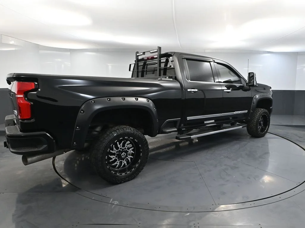 2024 Chevrolet Silverado 3500HD High Country - Photo 6