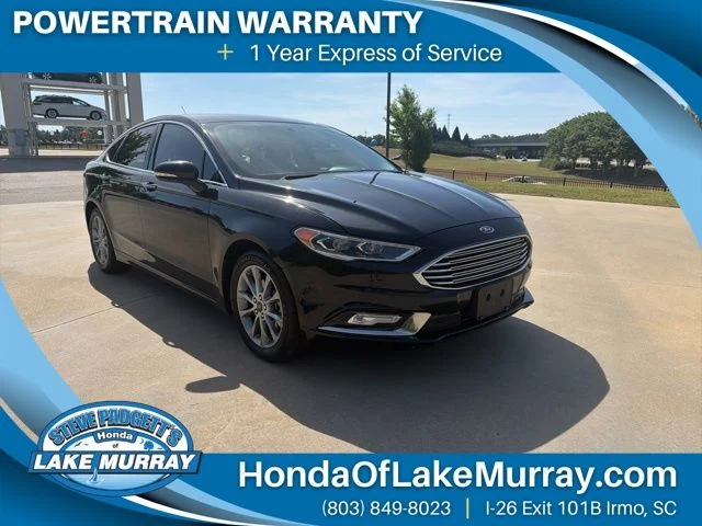 2017 Ford Fusion SE FWD's photo