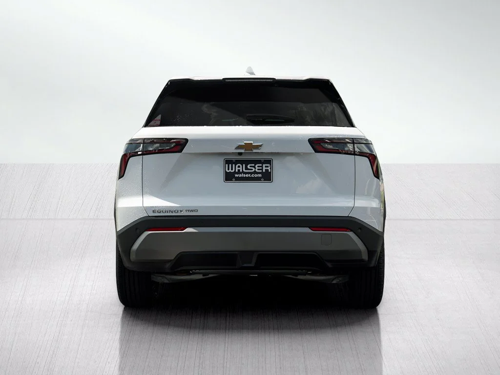 New 2027 Summit White Chevrolet LT image 4