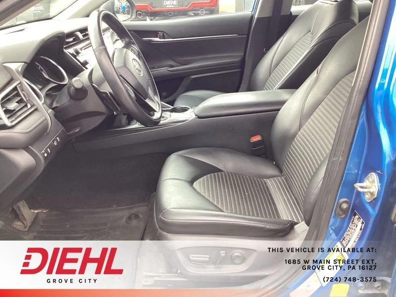 Used 2019 Blue Toyota SE image 17