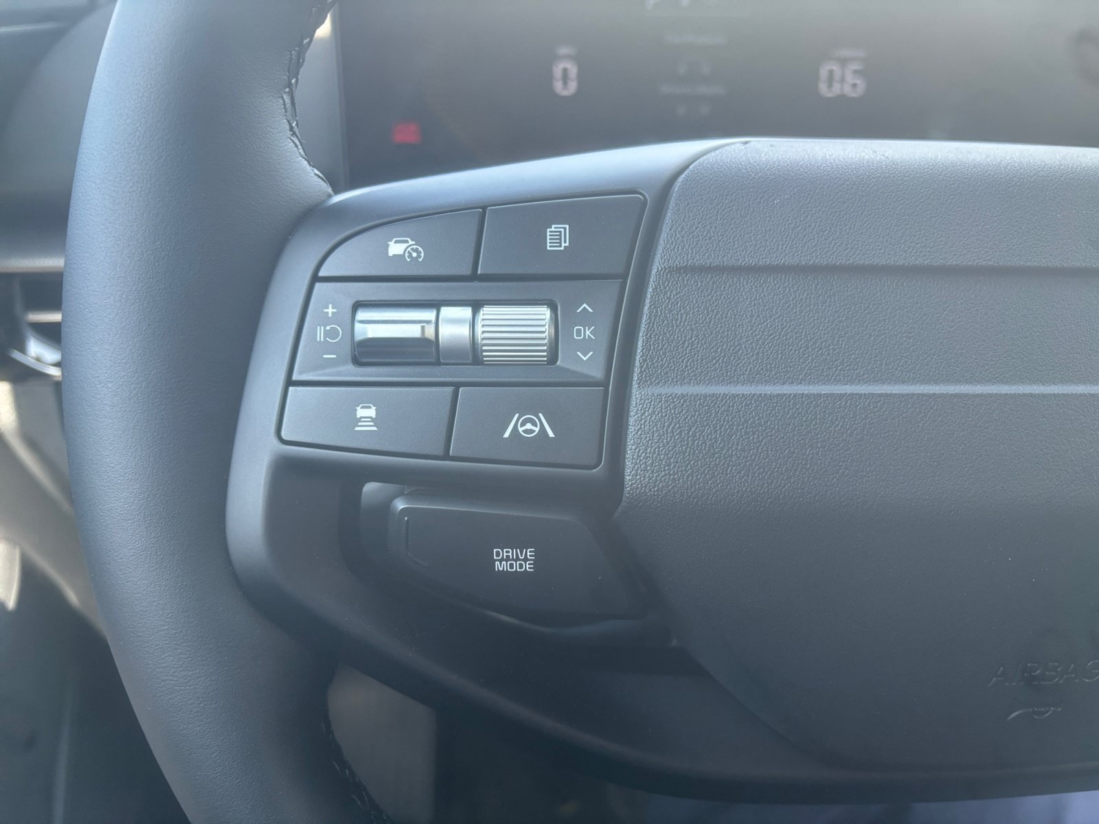 New 2026 Gravity Gray Kia LX image 22