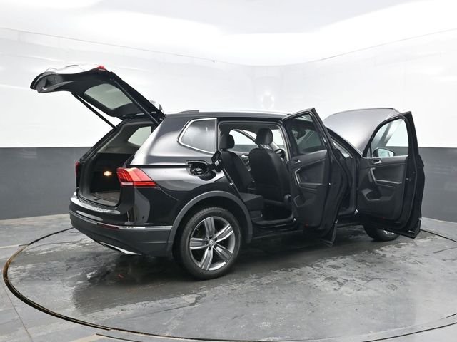 Used 2021 Black Volkswagen 2.0T SE image 58