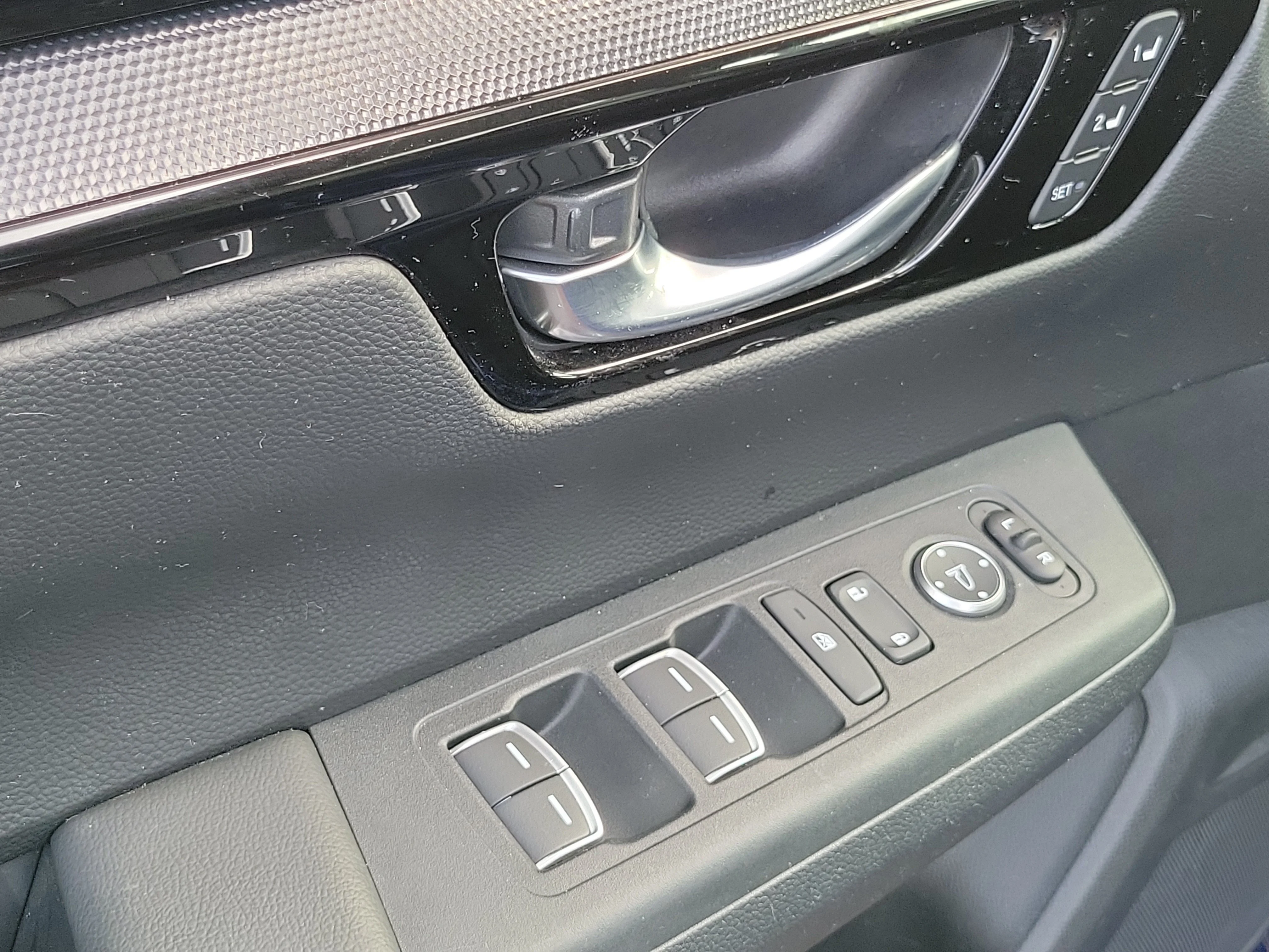Used 2024 Blue Honda EX-L image 19