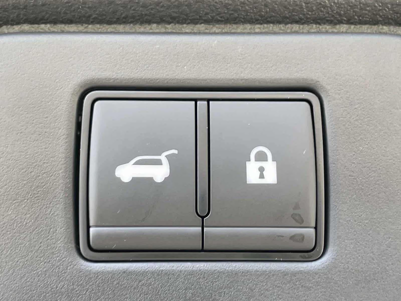 New 2026 Everest White Pearl Tricoat Nissan SL image 21