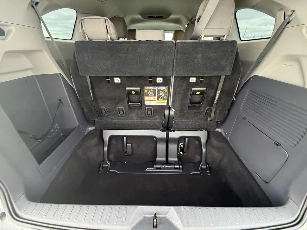 Used 2022 Silver Toyota LE image 25