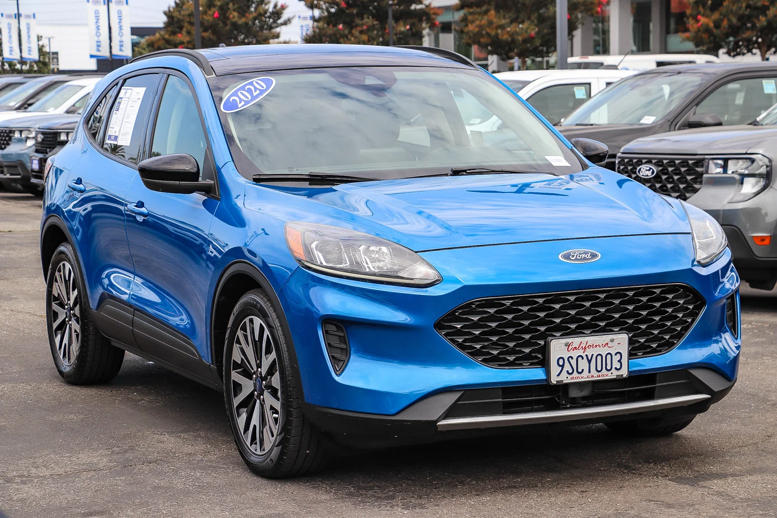 Certified Used 2020 Blue Metallic Ford SE Sport Hybrid image 3