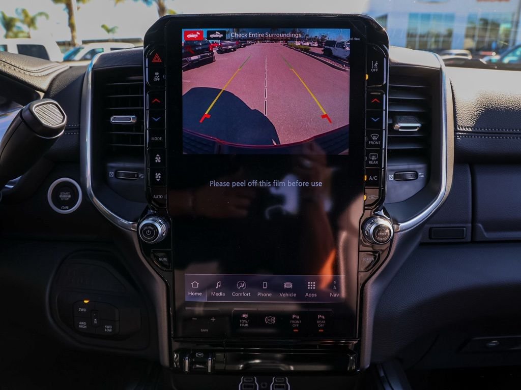 New 2026 Molten Red Pearl-Coat Exterior Paint RAM Laramie image 28