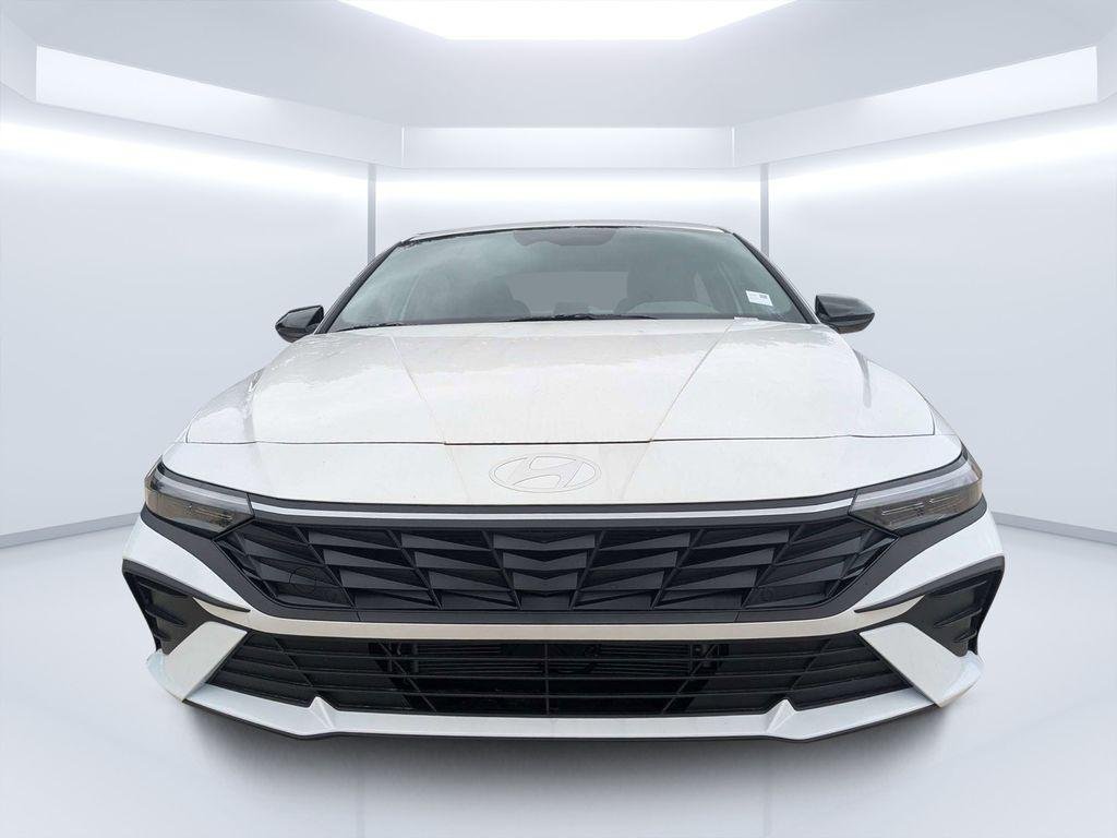 New 2026 White Hyundai SEL Sport image 8