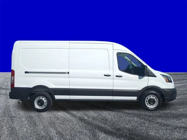 New 2026 Oxford White Ford Cargo Van image 3