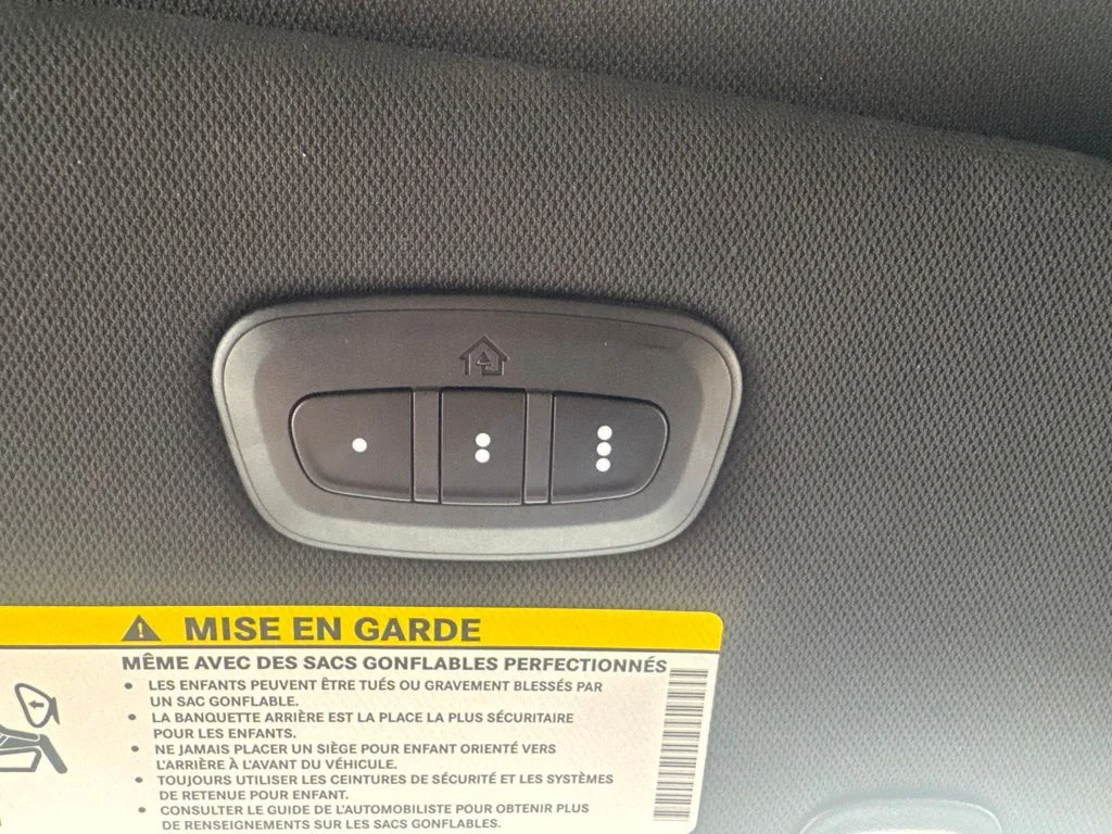 2025 Chrysler Pacifica Limited - Photo 36