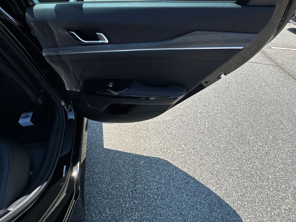 New 2026 Aurora Black Pearl Kia EX image 16