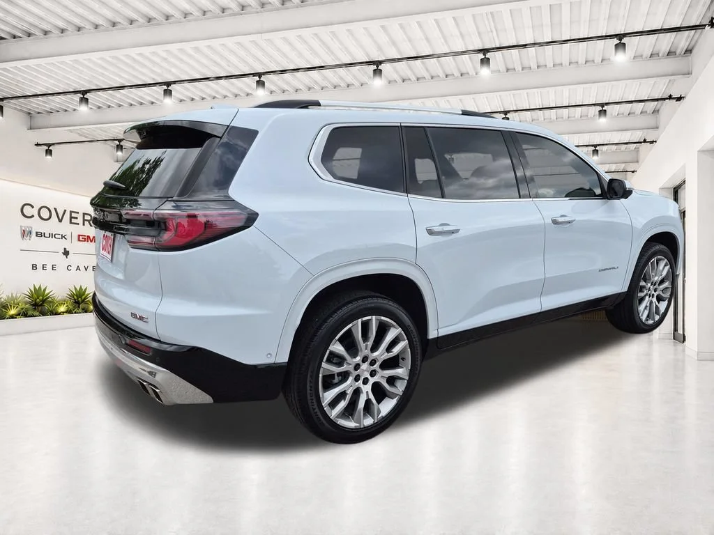 2026 GMC Acadia Denali - Photo 10