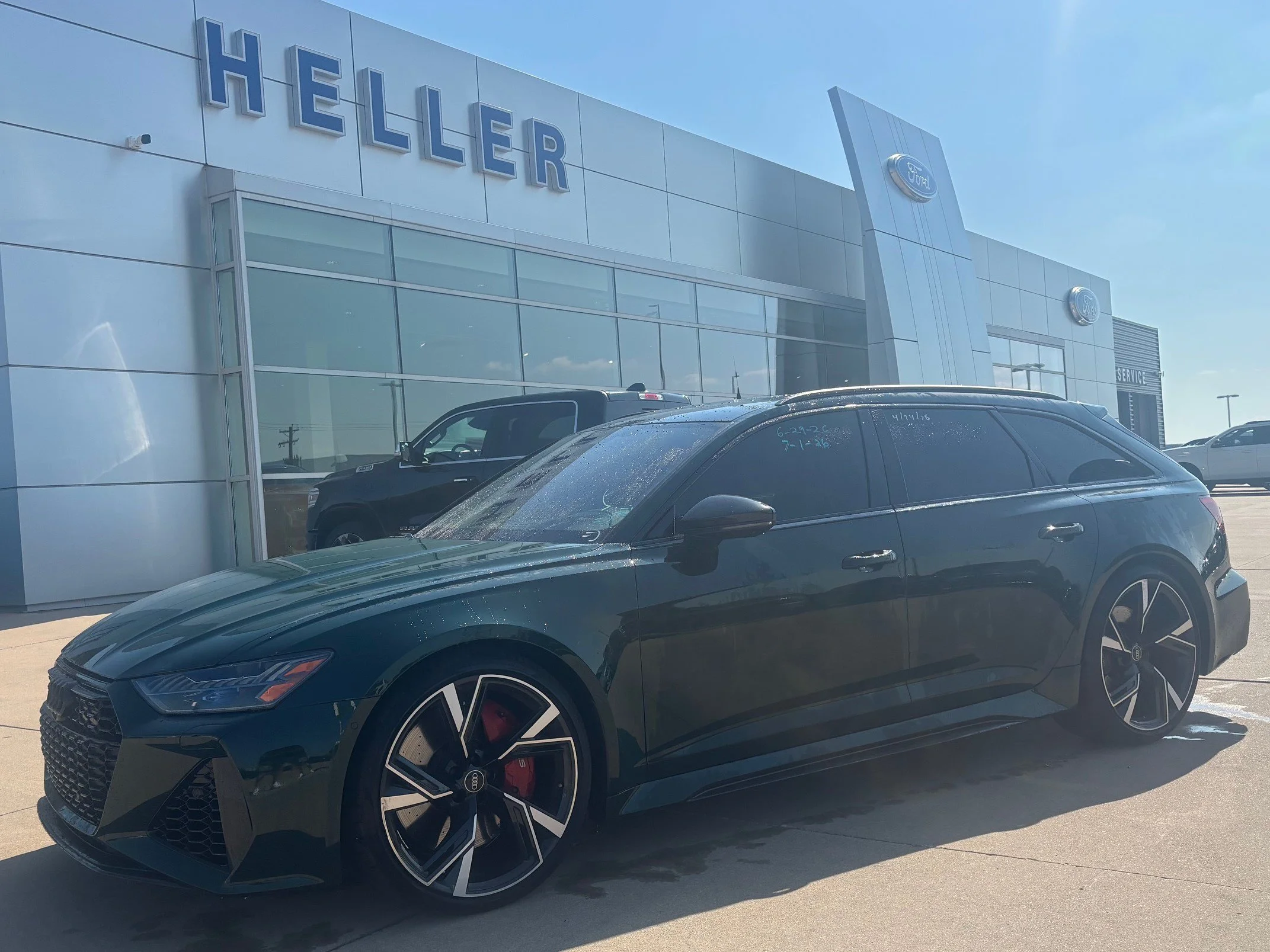 Used 2023 Green Audi 4.2 image 3