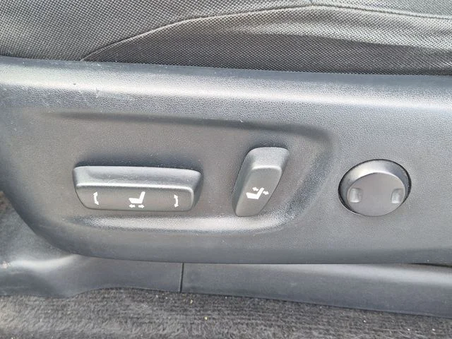 Used 2017 Silver Toyota SR5 image 15