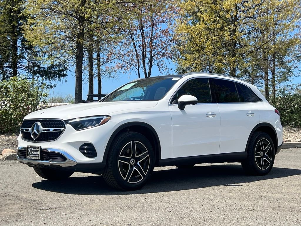 2026 Mercedes-Benz GLC GLC 300 4MATIC's photo