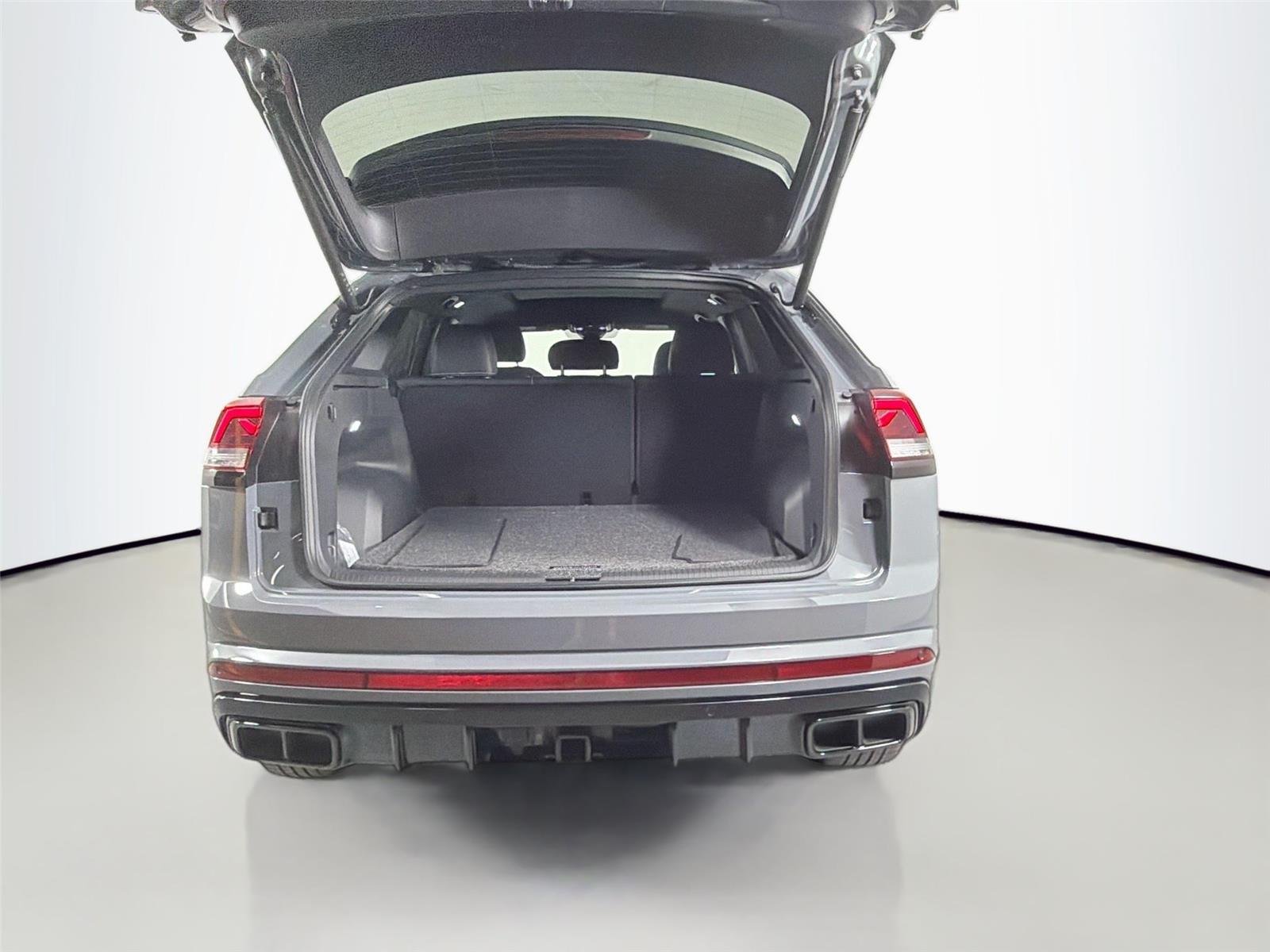 New 2026 Pure Gray Volkswagen 2.0T SEL R-Line Black image 25