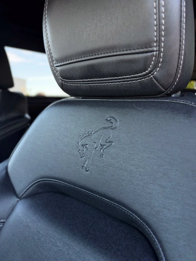 Used 2025 Gray Metallic Ford Badlands image 36