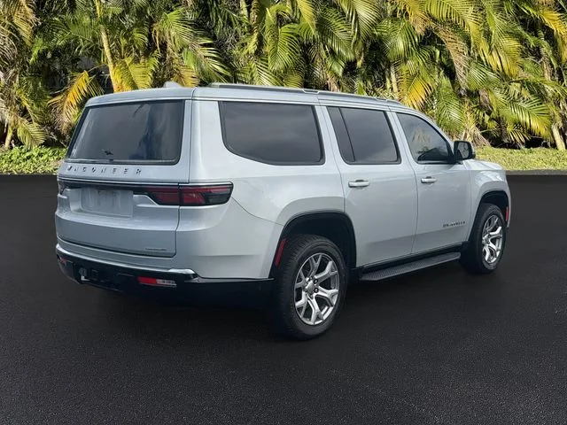 Used 2022 Silver Jeep Series I image 4