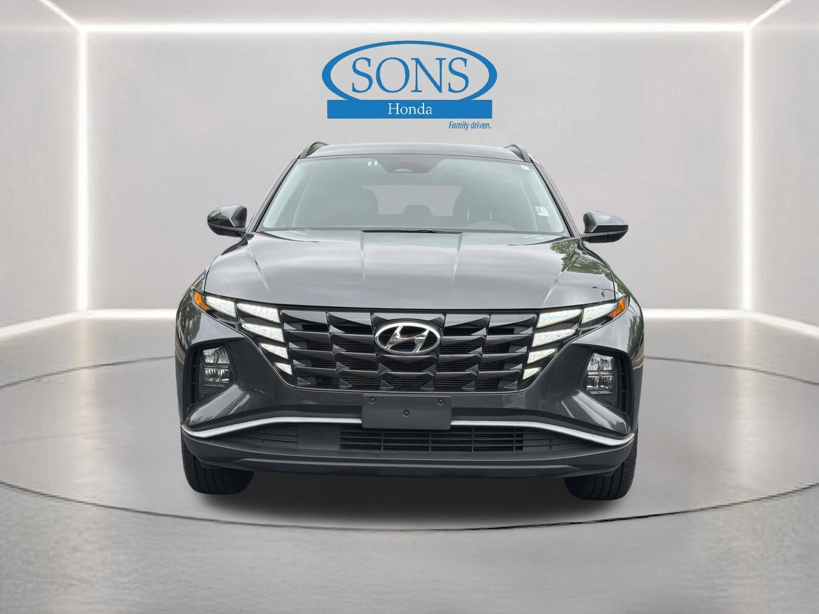 Used 2024 Dark Gray Metallic Hyundai SEL image 27
