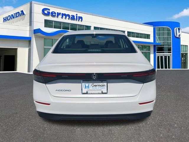 New 2026 Platinum White Pearl Honda LX image 4