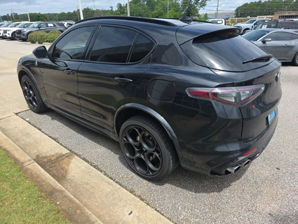 Used 2024 Vulcano Black Metallic Alfa Romeo Quadrifoglio image 15