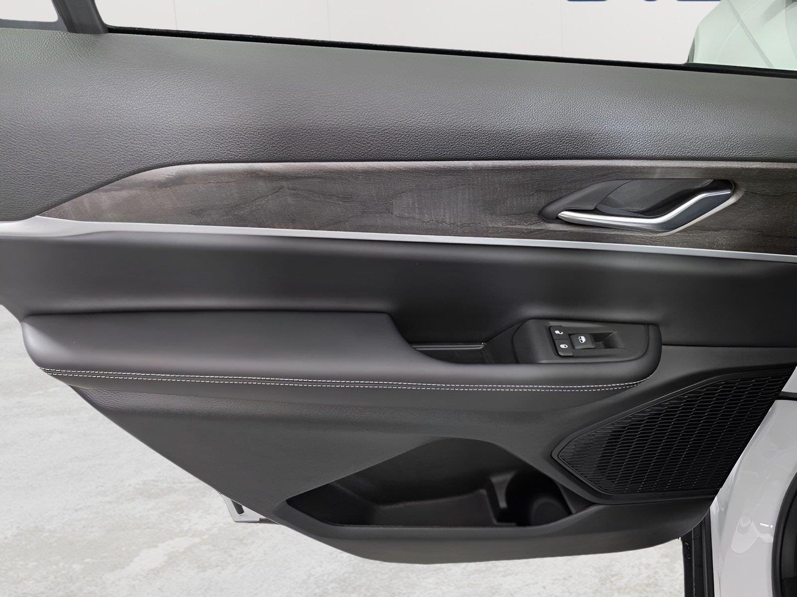 2025 Jeep Grand Cherokee L Limited - Photo 18