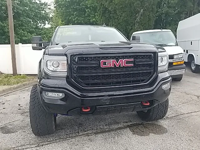 Used 2017 Black GMC Base image 7