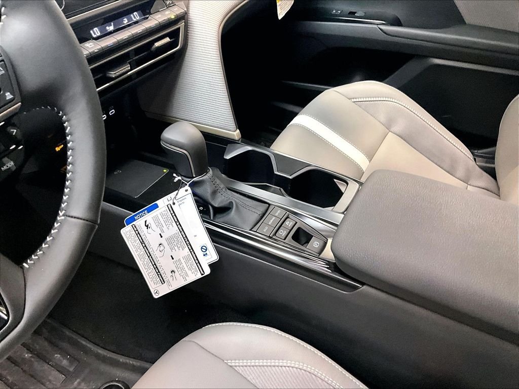 New 2026 Ocean Gem Toyota SE image 14