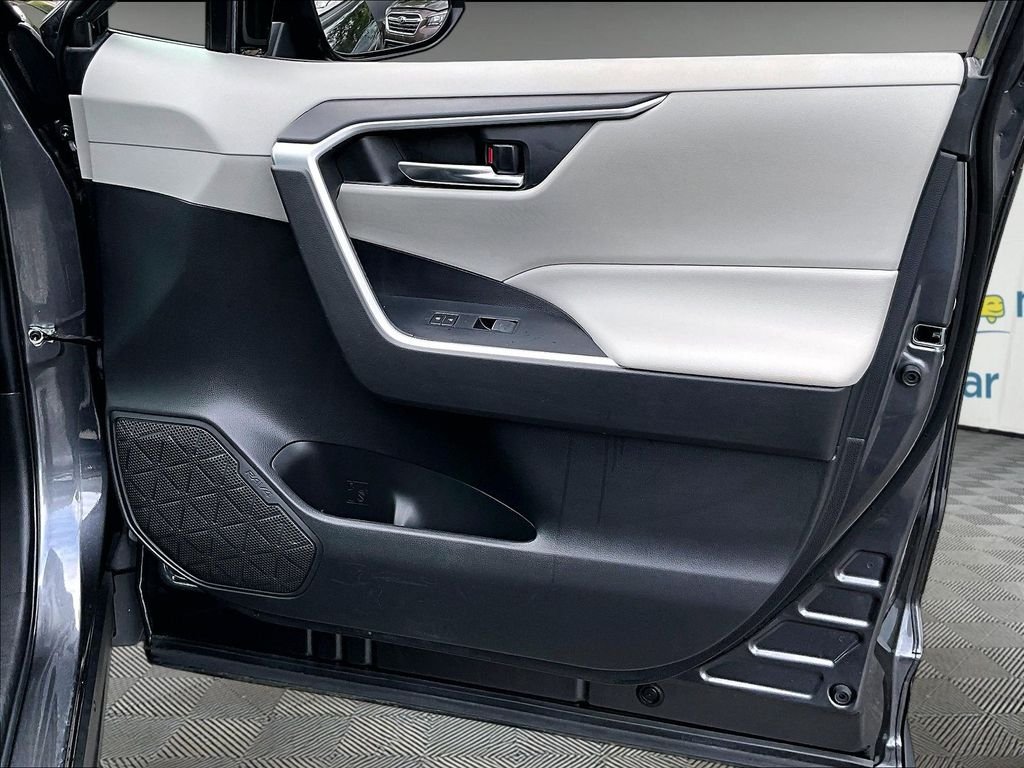 Used 2022 Magnetic Gray Metallic Toyota XLE image 12