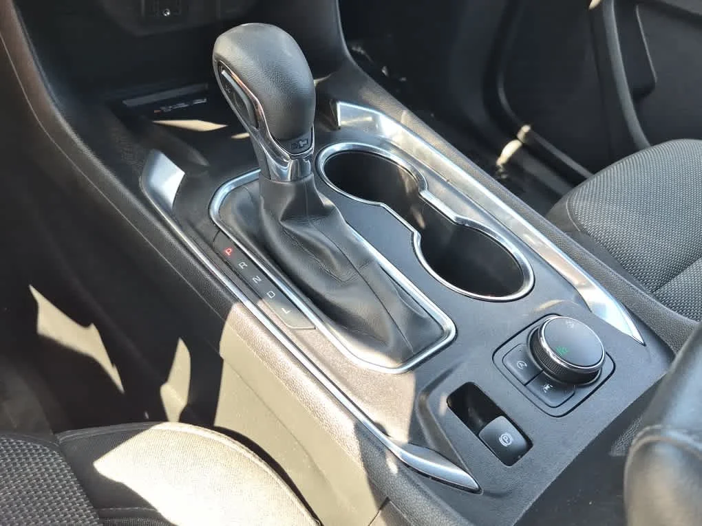Used 2023 Sterling Gray Metallic Chevrolet LT Cloth image 14