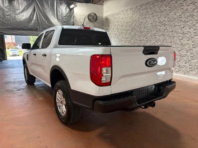 Used 2026 White Ford XL image 5